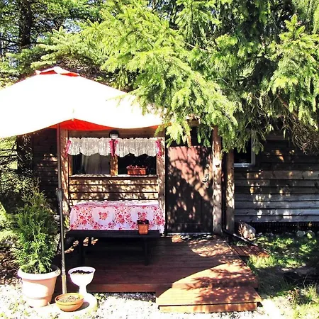 度假居 With Large Garden Near Wilimy